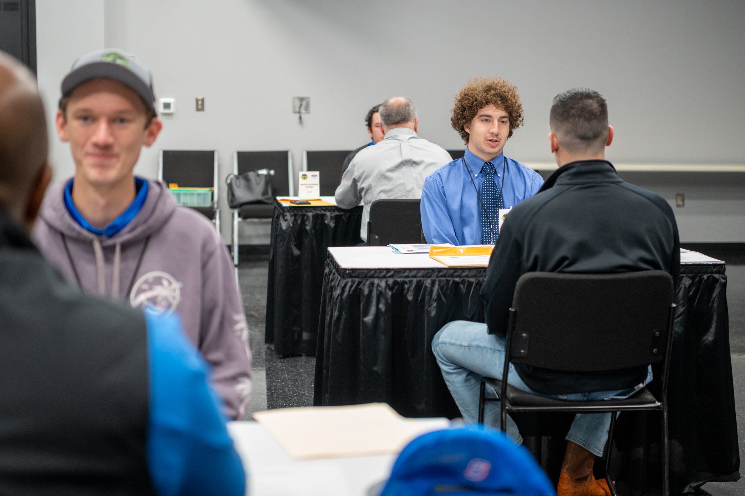 CLT_AUTO_TECH_COMPETITION_2023_MQ-157