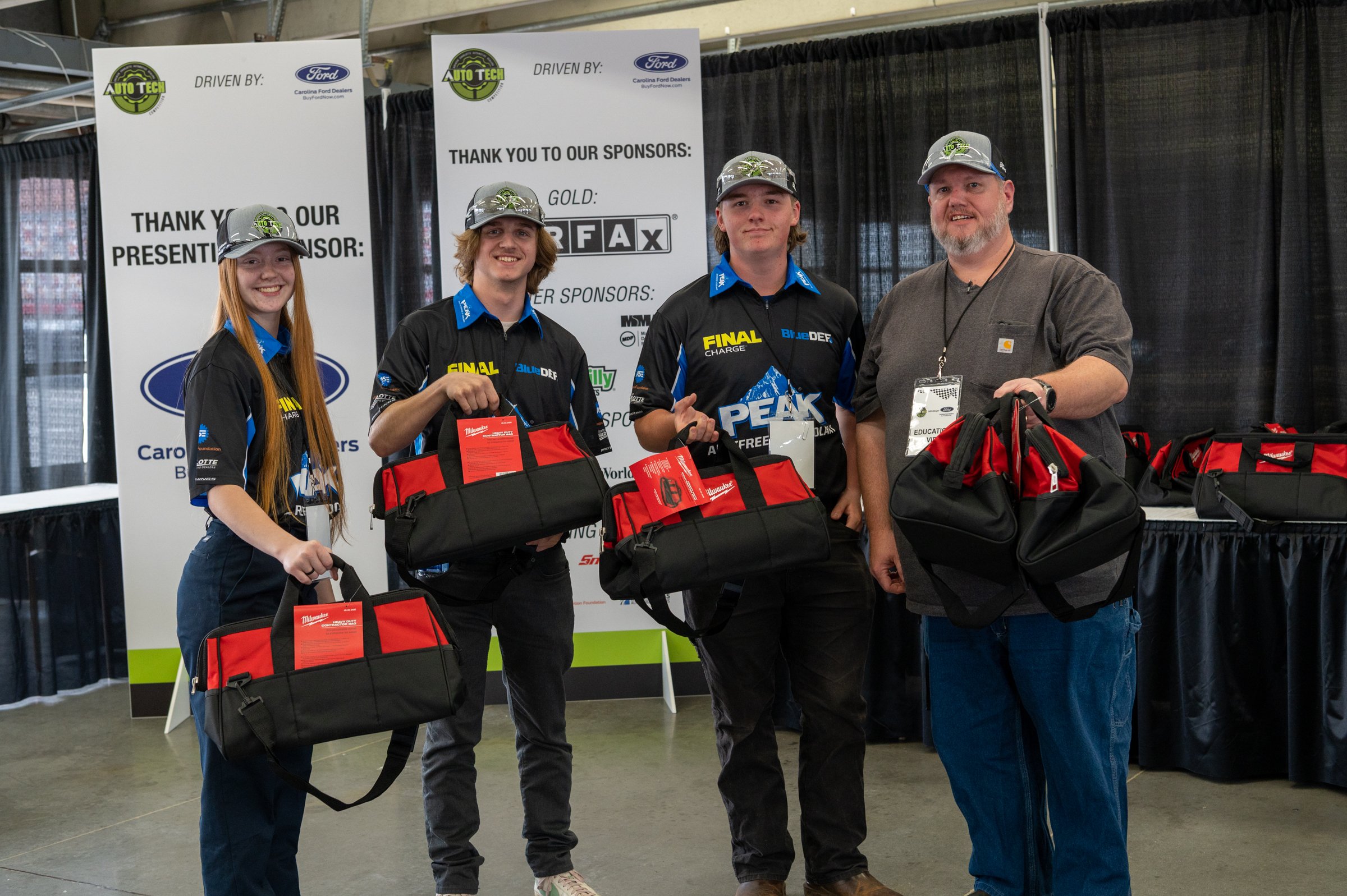 CLT_AUTO_TECH_COMPETITION_2023_MQ-990