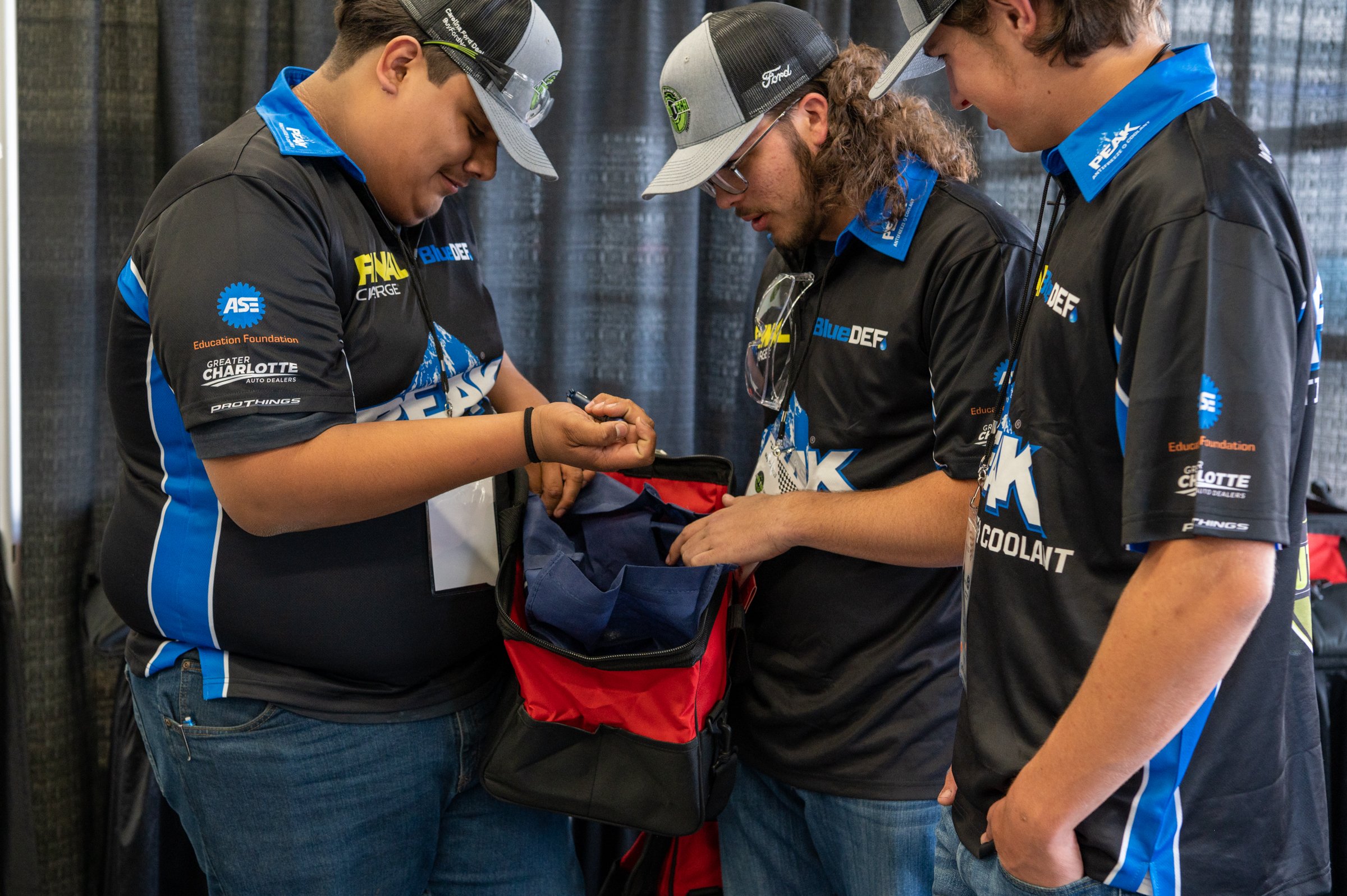 CLT_AUTO_TECH_COMPETITION_2023_MQ-998